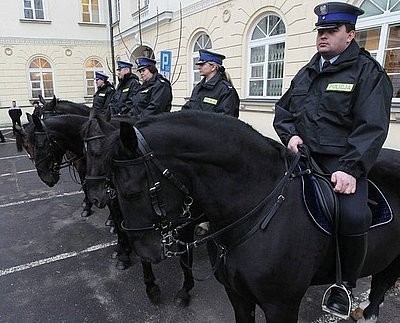 Świętochłowice: Policjanci będą patrolować miasto na koniach... to Prima Aprilisowy żart!