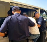 Areszty za atak na policjantów w Boszkowie, jeden z mężczyzn miał nielegalną broń