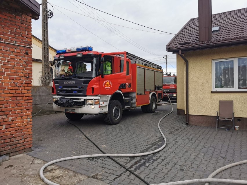 Pożar budynku gospodarczego w Wadlewie, 5.05.2021