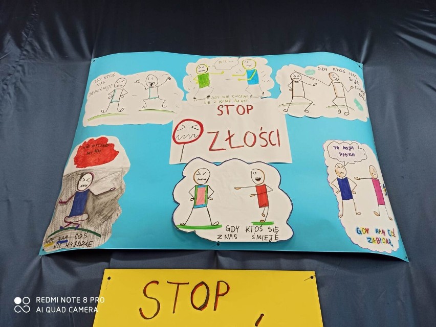 Akcja "Stop przemocy" w Szkole Podstawowej w Bieniądzicach ZDJĘCIA