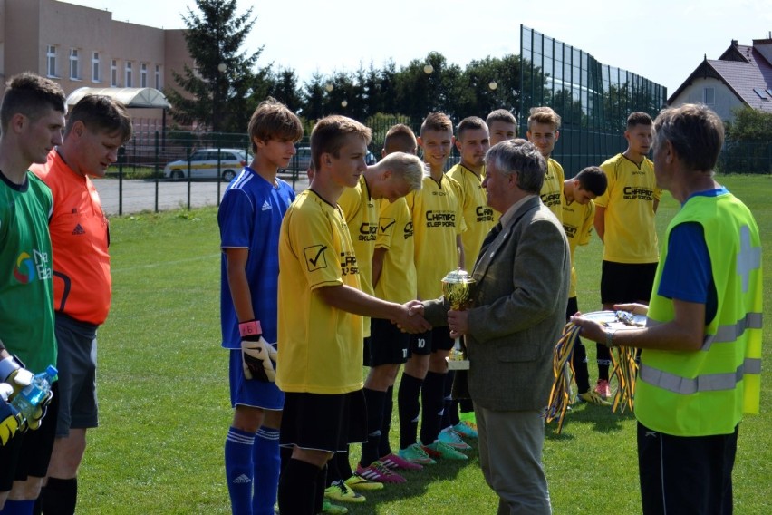 Juniorzy Żuław rozgromili Balaton Klasztorek 12:0 w...