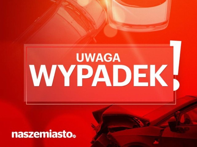 Wypadek w Srocku - zderzenie tira i samochodu osobowego