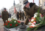 W Piotrkowie złożyli kwiaty w 70. rocznicę powstania Armii Krajowej
