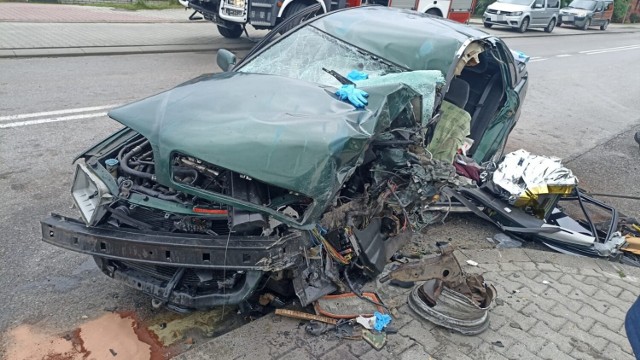 Śmiertelny wypadek w Rabsztynie. Autobus zderzył się z samochodem osobowym