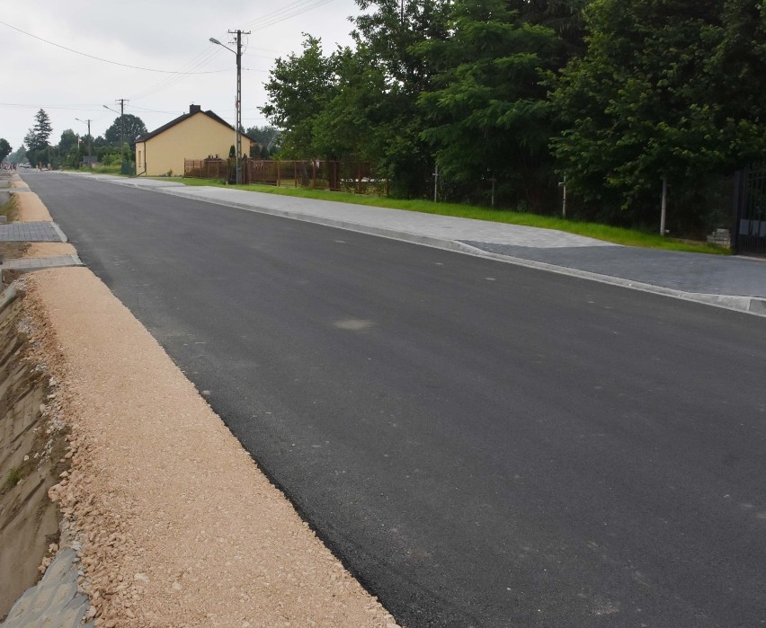 Pierwszy etap przebudowy drogi Nowy Świat - Ludwików zakończony