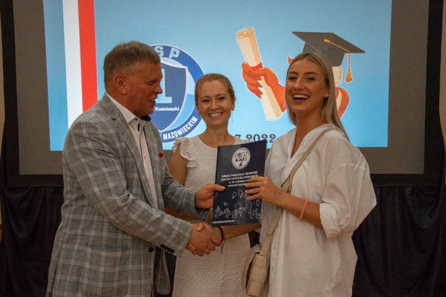 Maturzyści ZSP nr 1 w Tomaszowie Maz. odebrali świadectwa dojrzałości