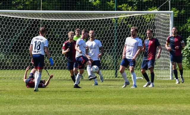 W ostatnim meczu sezonu 2022/23 przed własną publicznością Unia Drobex Solec Kujawski pokonała wicelidera tabeli rezerwy Pogoni Szczecin