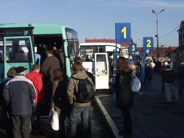 Atmosfera w PKS jest napięta. Nikt nie wie, jakie będą dalsze losy spółki z Nowego Sącza