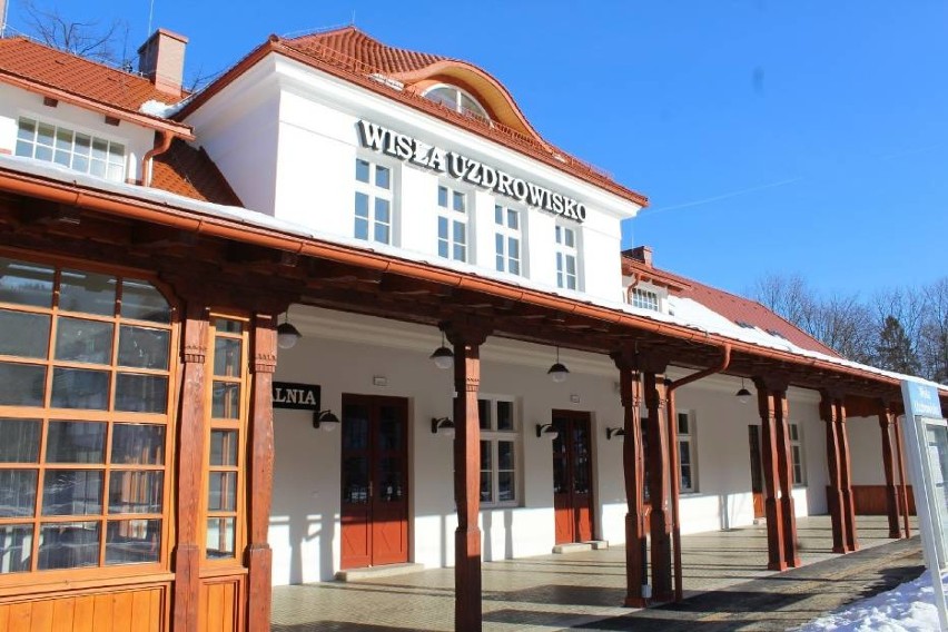 Dworzec w Wiśle został już wyremontowany, teraz czeka na...