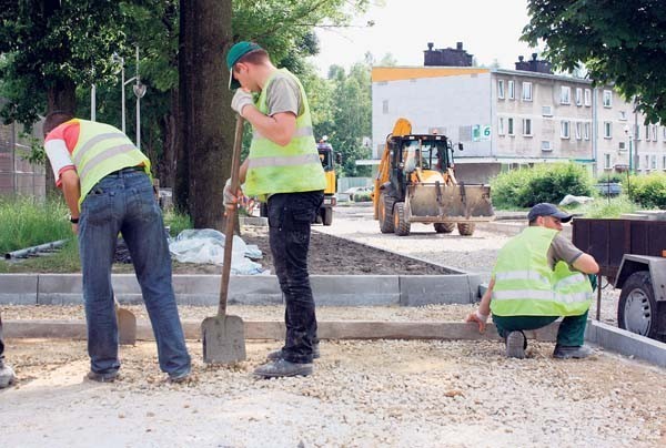 Prace  przy  przebudowie ulic w Pilicy  przebiegają  sprawnie.  Inwestycja ma  zakończyć  się  w  grudniu