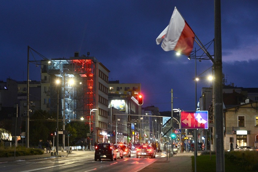 Zobaczcie biało-czerwoną Gdynię! Tak miasto z morza i marzeń celebrowało Święto Niepodległości! ZDJĘCIA