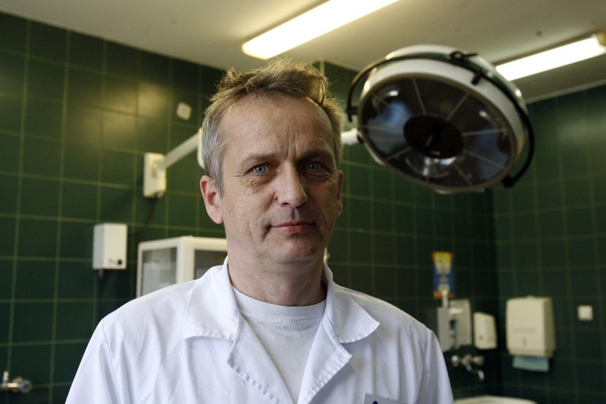 Tomasz Bojarowski, ordynator oddziału chirurgii...