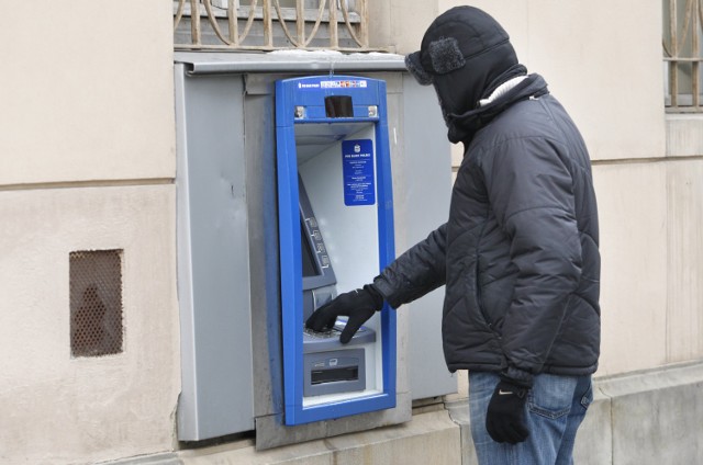 KMP Legnica. Rozbili szajkę zajmującą się wyłudzaniem kredytów