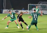 Pięć bramek w meczu pucharowym KKS Kalisz - ŁKS Łódź. Szczęście było blisko. ZDJĘCIA