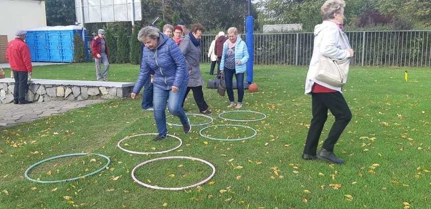 Zduńska Wola. Spartakiada seniora na zakończenie projektu "Seniorzy na Orliki"