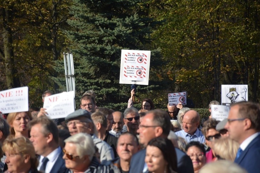 Mieszkańcy znowu wyrazili sprzeciw budowie kopalni na Jurze ZDJĘCIA