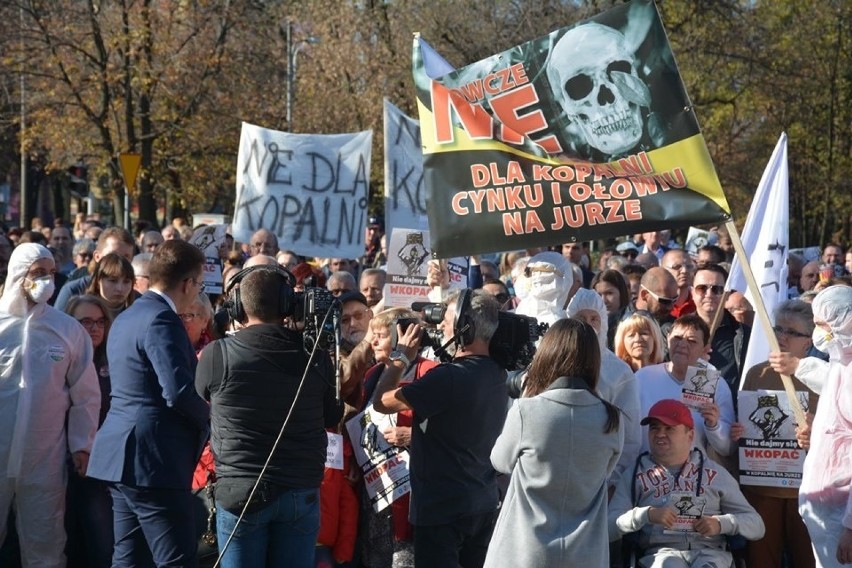 Mieszkańcy znowu wyrazili sprzeciw budowie kopalni na Jurze ZDJĘCIA