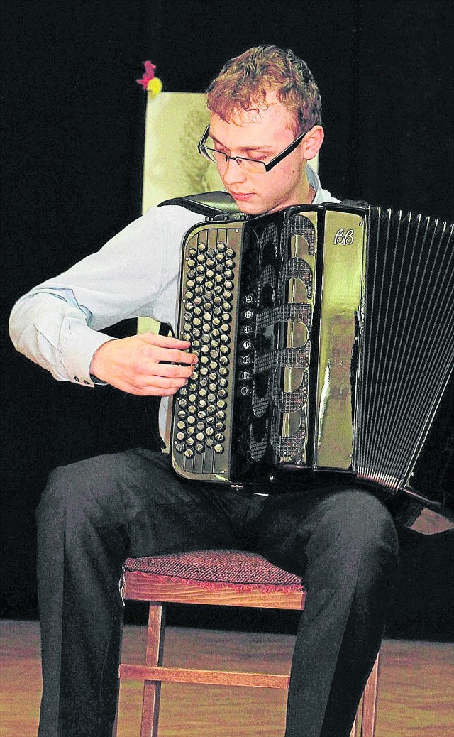 Utalentowany akordeonista Piotr Kąfera