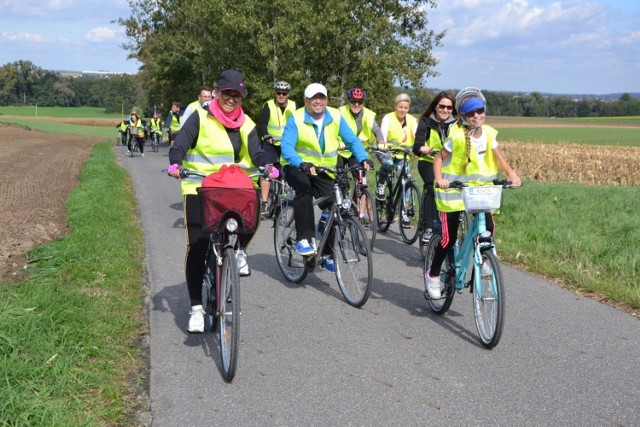 Ponad setka rowerzystów wzięła udział w rajdzie rowerowym w Krzyżanowicach
