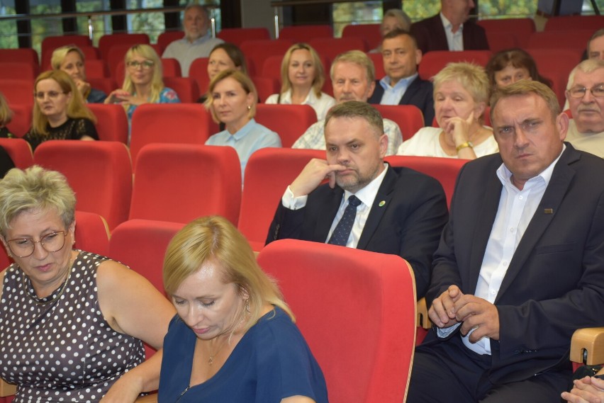 Minister Przemysław Czarnek  rozmawiał z mieszkańcami w Chełmie nie tylko o edukacji