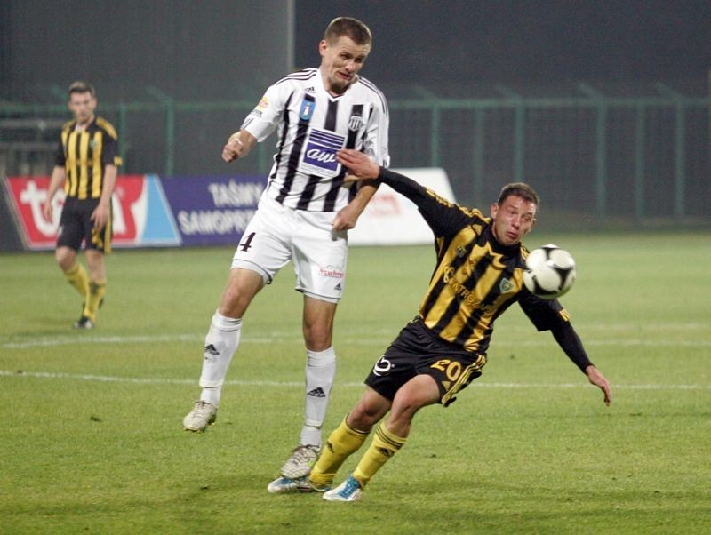 1 liga. GKS Katowice - Sandecja Nowy Sącz 2:0 [ZDJĘCIA]. Rakels bohaterem!