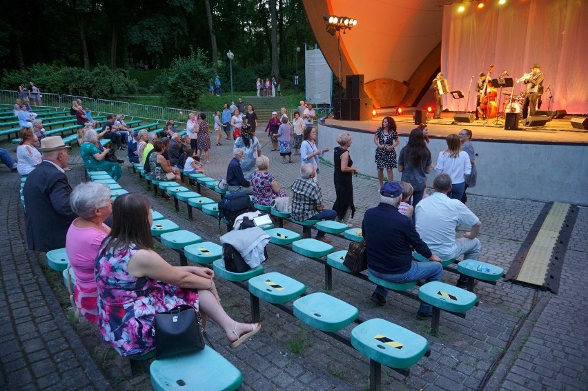 Inauguracja imprez Mostu Kultury odbyła się w Muszli Koncertowej w Ogrodzie Saskim. Zobacz zdjęcia