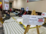 Jelenia Góra: Strajk w szpitalu. Pracownicy zaczęli okupację ZDJĘCIA