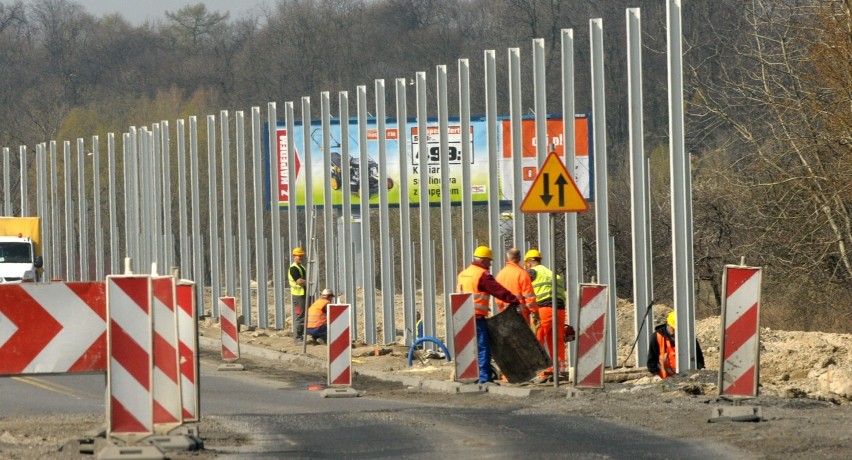 Aleja Solidarności: Budowa na zdjęciach