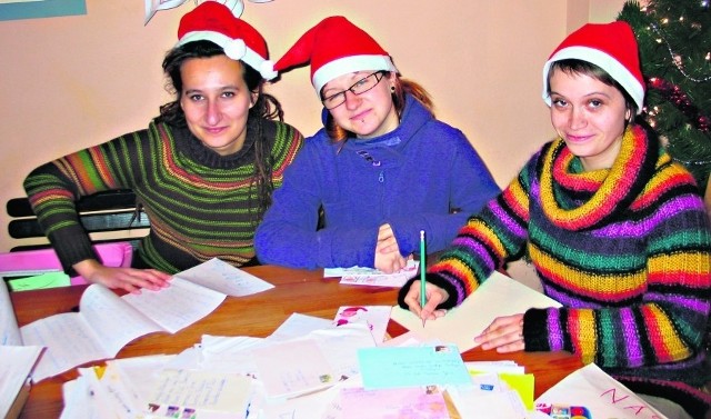 Święty Mikołaj może w Srebrnej Górze liczyć na wsparcie. Pomagają pracownice biblioteki