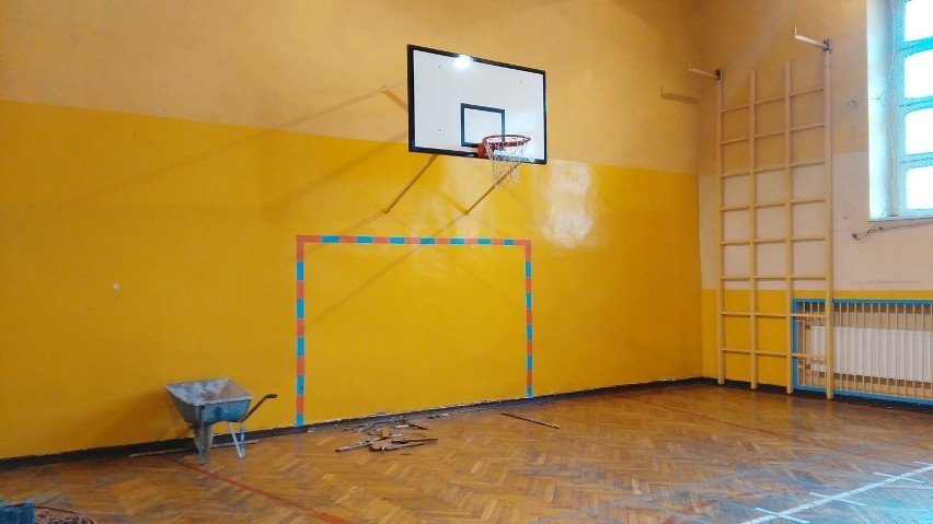 Sala gimnastyczna w Wojkowicach musi się zmienić