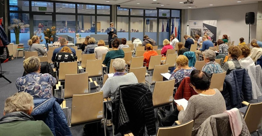 W Miejskiej Bibliotece Galerii Książki w Oświęcimiu odbył...