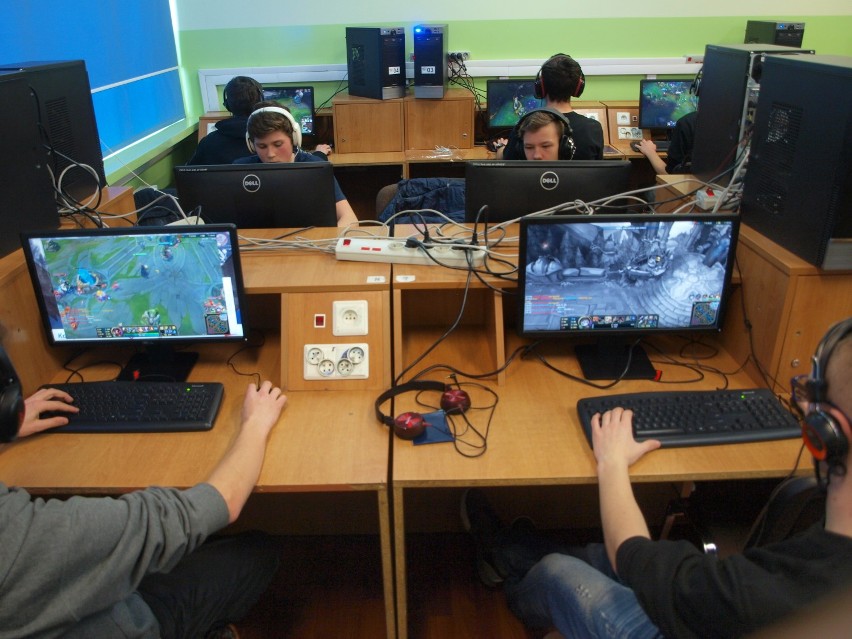 Ferie w Jarosławiu rozpoczęły się turniejem w League Of Legends [ZDJĘCIA]