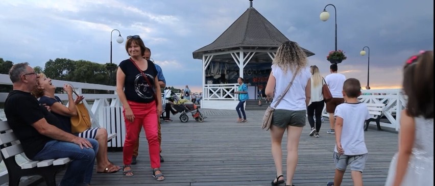 Taneczno-muzyczne weekendy na molo w Ostródzie (wideo)