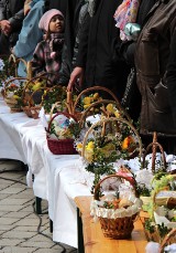 Święcenie pokarmów na krakowskim Rynku... [zdjęcia dziennikarza obywatelskiego]