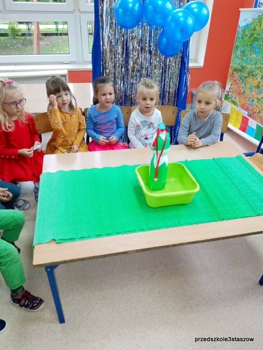 Dzieci z przedszkola numer 3 w Staszowie obchodziły swoje święto (ZDJĘCIA)