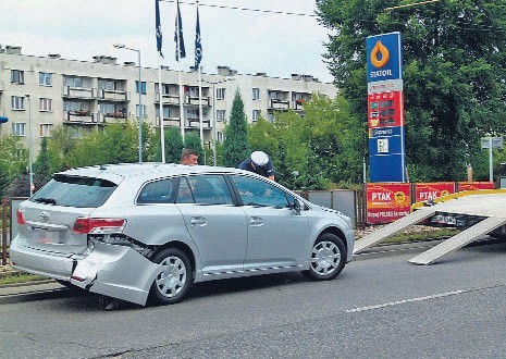 Kierowca uderzonej toyoty trafił do szpitala im. Kopernika w Łodzi