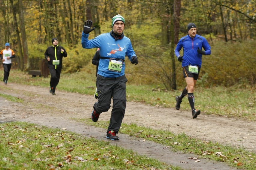 Bieg CITY TRAIL w Warszawie. Biegłeś? Szukaj się w galerii!...