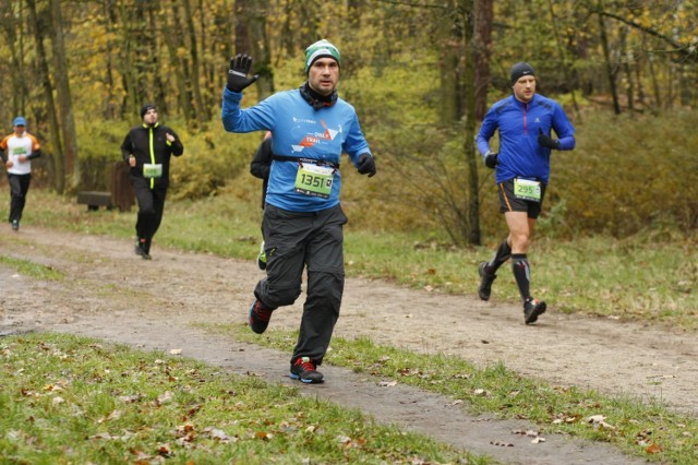 Bieg CITY TRAIL w Warszawie. Biegłeś? Szukaj się w galerii! [ZDJĘCIA cz. 2]