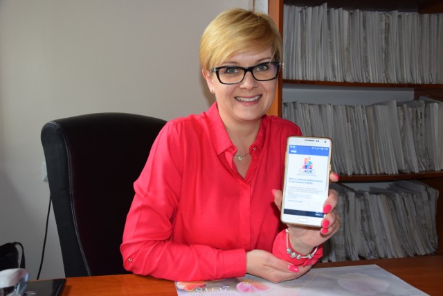 Zdaniem Krystyny Stasiak z MGOPS w Łasku, procedura wyrobienia mobilnej Karty Dużej Rodziny jest dość prosta