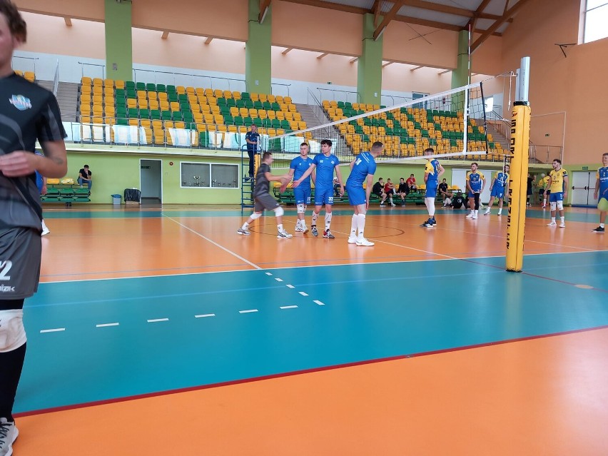 Volley Radomsko czwarty w turnieju siatkarskim w Rząśni. ZDJĘCIA