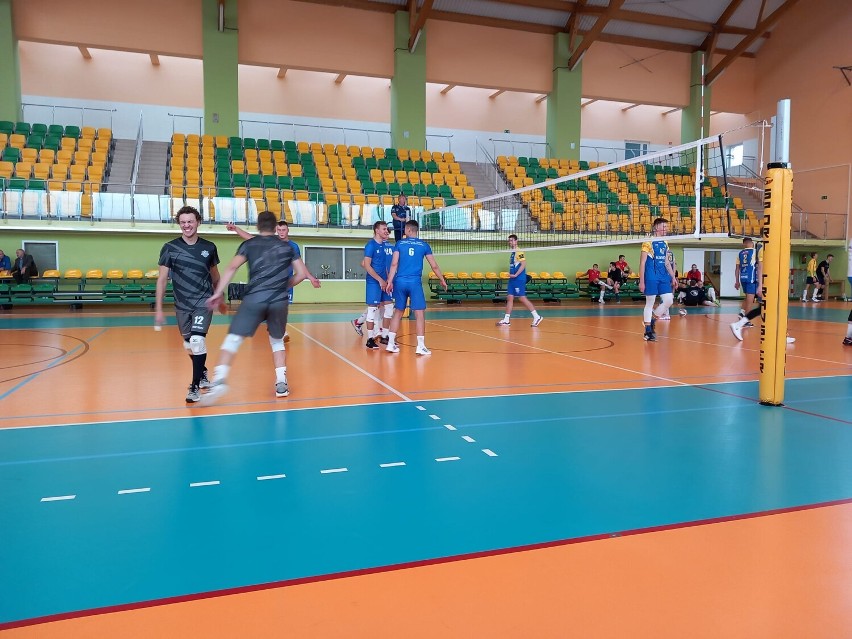 Volley Radomsko czwarty w turnieju siatkarskim w Rząśni. ZDJĘCIA