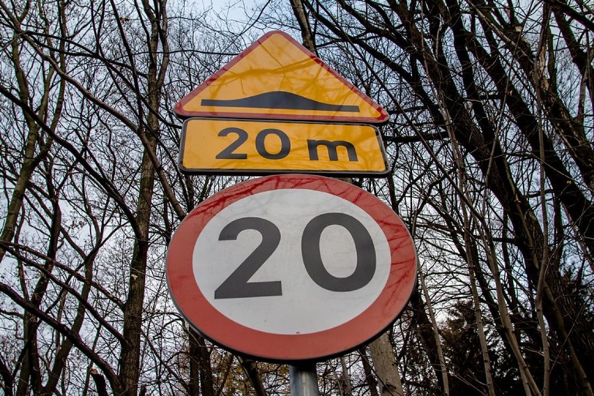 Wałbrzych: Próg zwalniający i ograniczenie prędkości do 20 km/h na ulicy Legnickiej (ZDJĘCIA)
