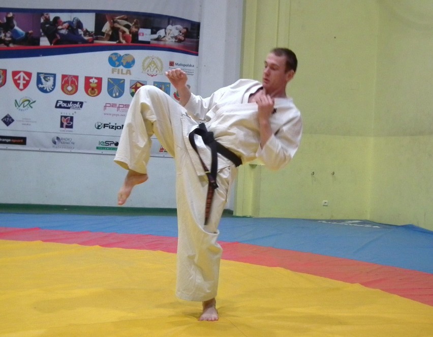 Marcin Grzeszczuk wicemistrzem Polski w karate