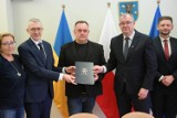 W Pleszewie powstanie nowe rondo! Powiat Pleszewski podpisał umowę na największą inwestycję w tegorocznym budżecie