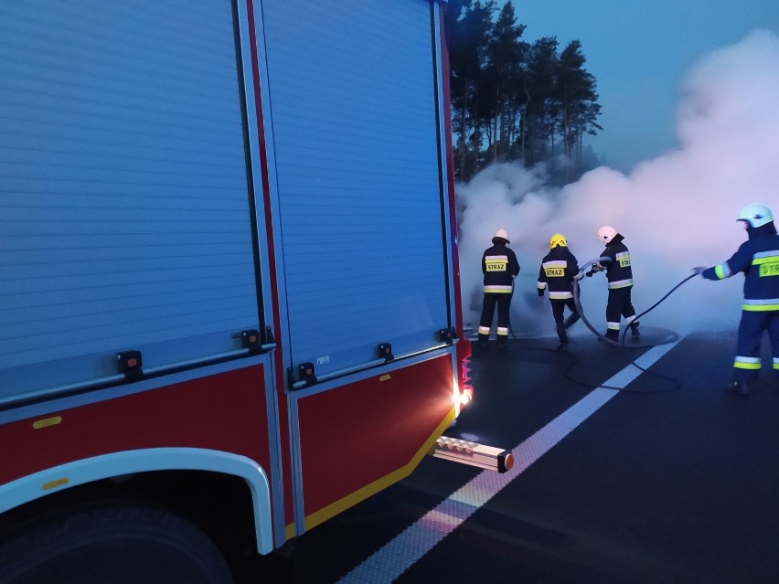 Pożar samochodu na autostradzie A1