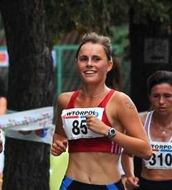 Ewa Kalarus - lekkoatletka z Myszkowa. Startuje w biegach...