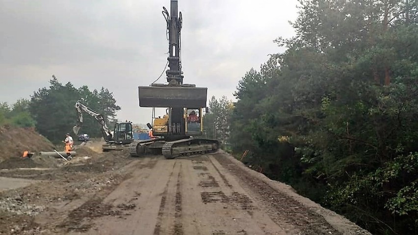 Rozbiórka wiaduktu kolejowego na Metalchemie w Opolu