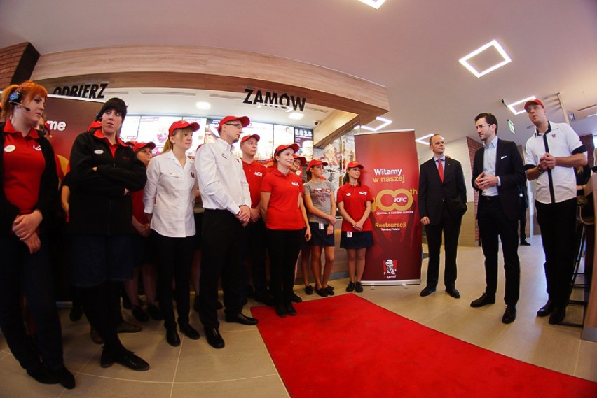 Otwarcie KFC w Tarnowie: KFC świętuje w Tarnowie otwarcie 400. restauracji [ZDJĘCIA]
