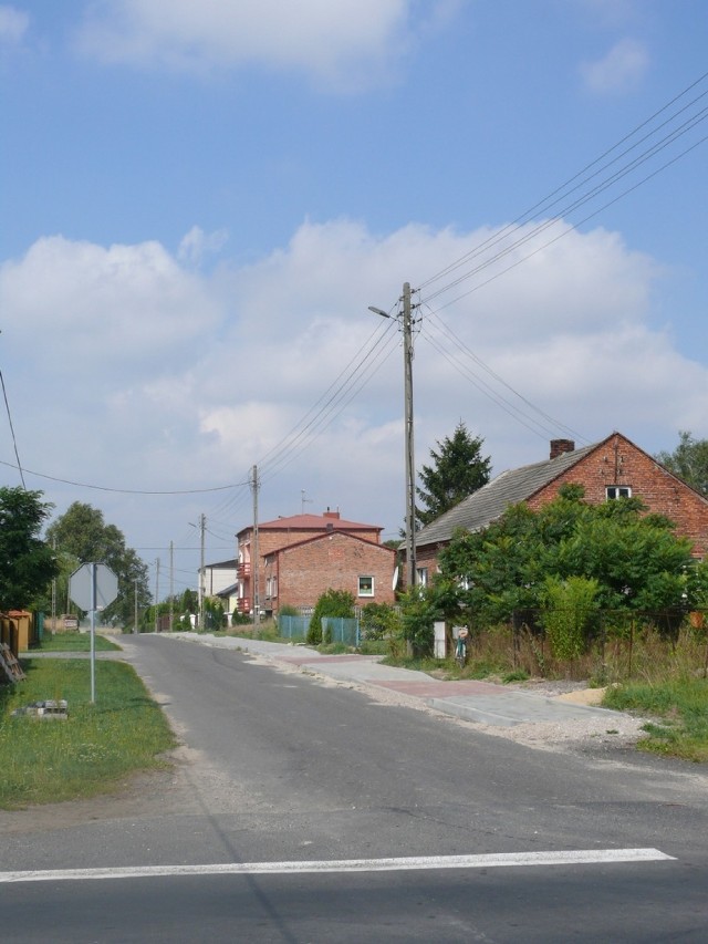 W miejscowości Janówka zakres operacji obejmie m.in. wykonanie nawierzchni asfaltowej oraz chodnika ze zjazdami