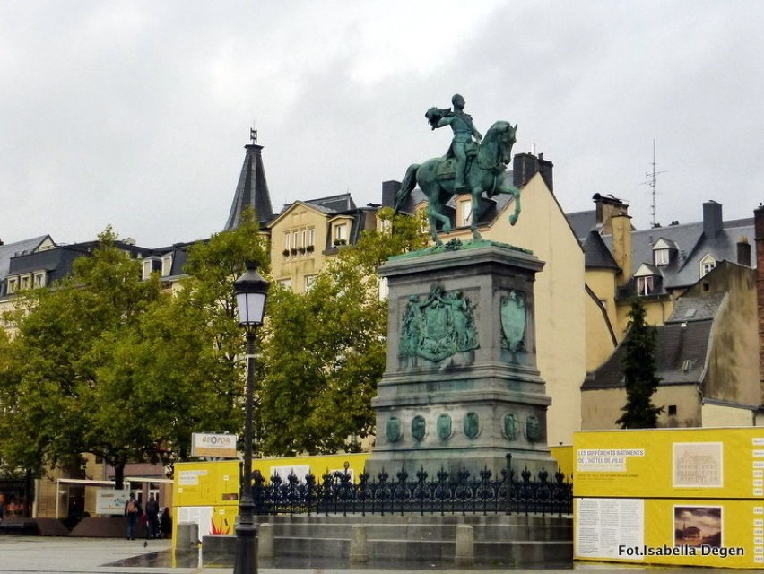 Plac Guillaume, pomnik Wilhelma II, wielkiego księcia...